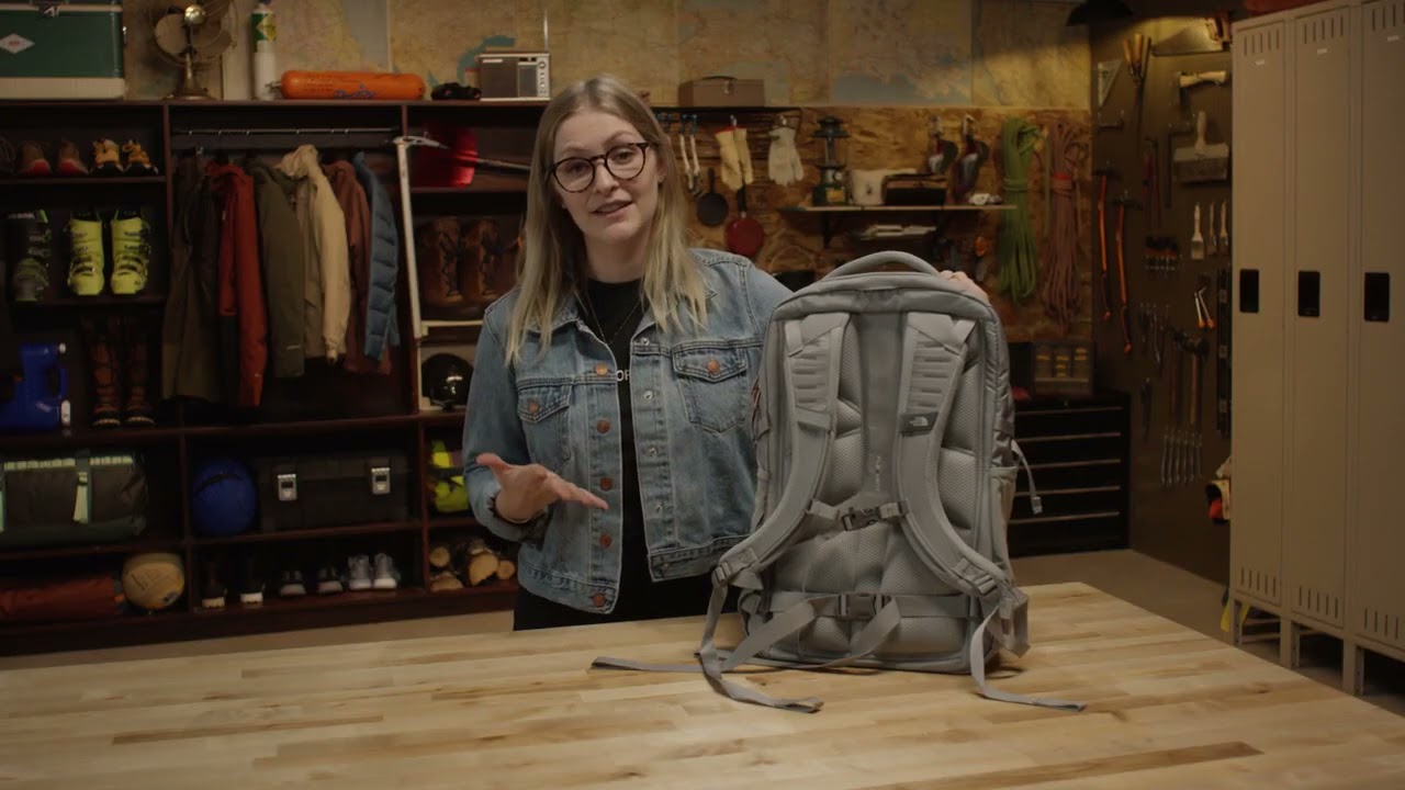 The North Face - FW25 - PDP Videos - TNFZB1B - Recon 30L Backpack - Women's The North Face - FW25 - PDP Videos - TNFZB1B - Recon 30L Backpack - Women's