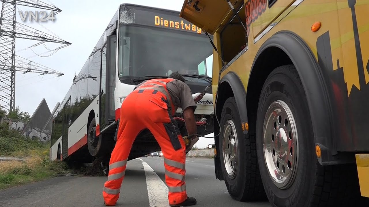 13.08.2019 - VN24 - автобус прорезан ограждением - интересное восстановление