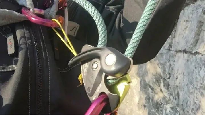 ROPE SOLO LEAD CLIMBING GRIGRI - TOPE ROPE RAPPELL - SCHOLLBERG | SWISSPOWERJET