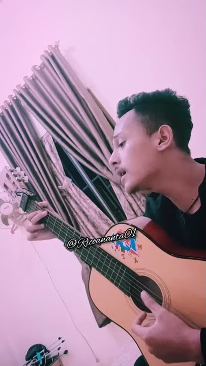 Story Wa Aku Tak Ingin Engkau Pergi | Berharap Setia | Story Galau  ( Cover By Rico Ananta )