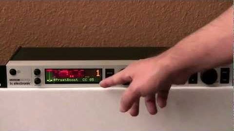 Using an RJM Mastermind GT MIDI Footcontroller to control a TC Electronic G-Major (intro video #6)