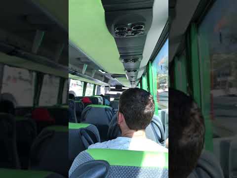 Video: Bussi- ja rongijaamad Barcelonas