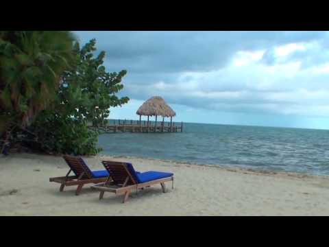 Видео: Три лучших пляжных отеля в Белизе - Путешествовать