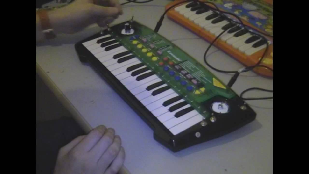 鍵盤楽器 RUCCI electronics Bent Time Drive Circuit bent Kawasaki Cyber Piano Part 2 by freeform delusion