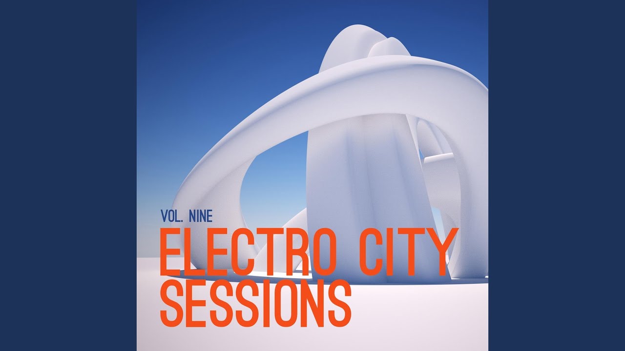 Regardez Glow sur YouTube Regardez Glow sur YouTube