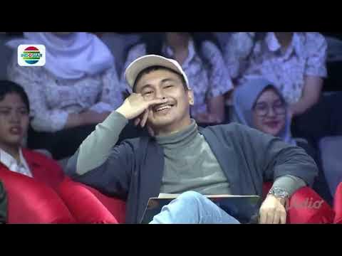 Boylab mushukchali ayol Onamga massaj qilish haqida onlayn porno tomosha qiling.