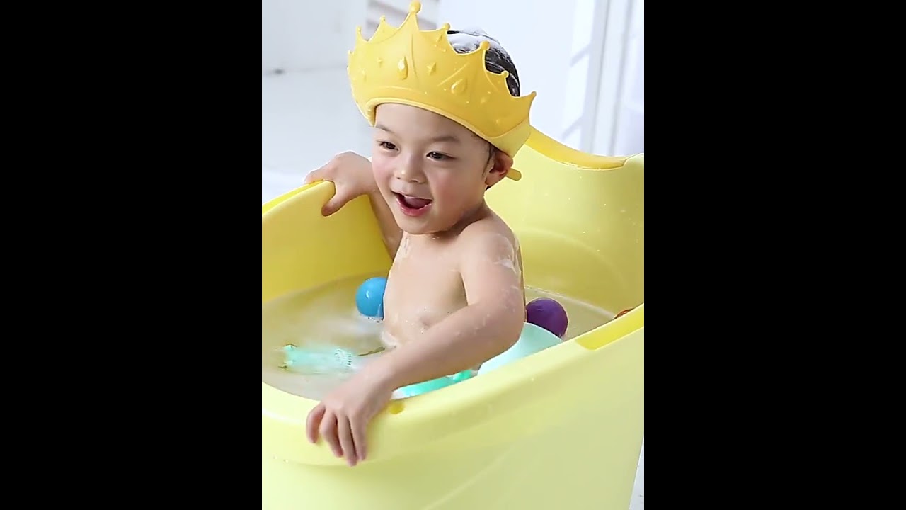 CuteBabyToes: Baby Shampoo Shower Cap Waterproof Ear Protection Bathing Hair Shower Cap