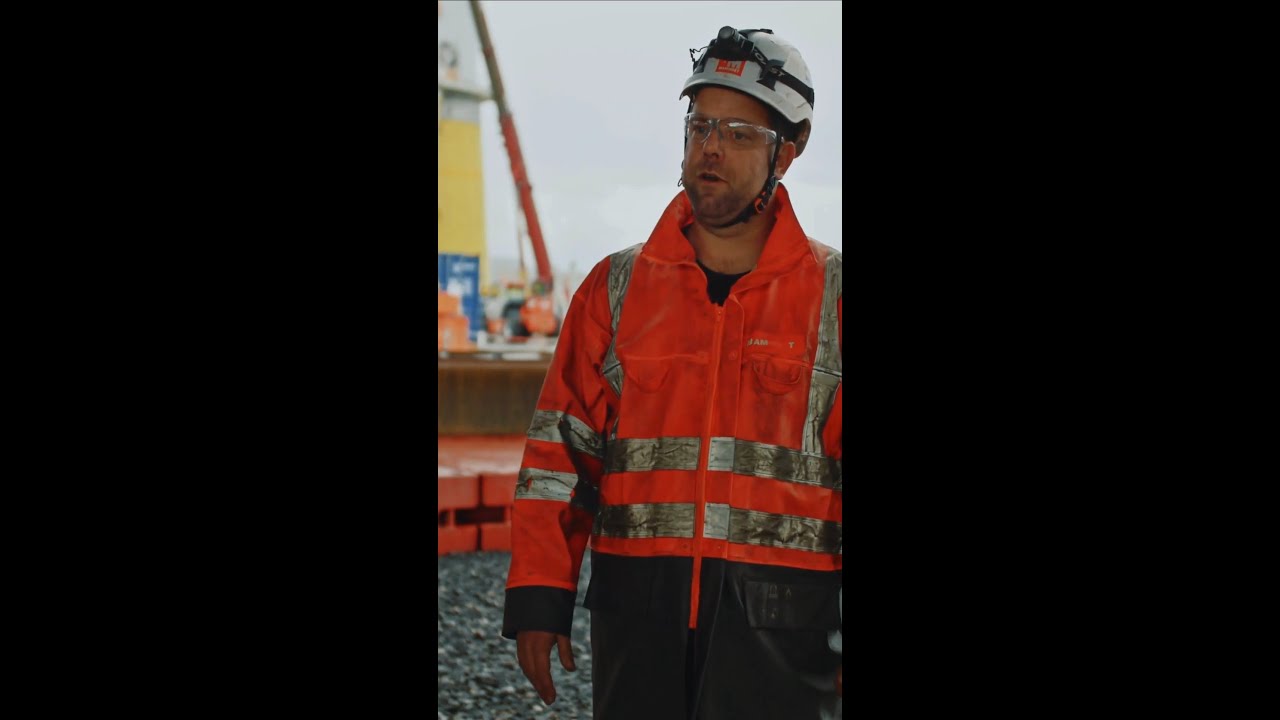 How to build an offshore wind farm in 60 seconds...