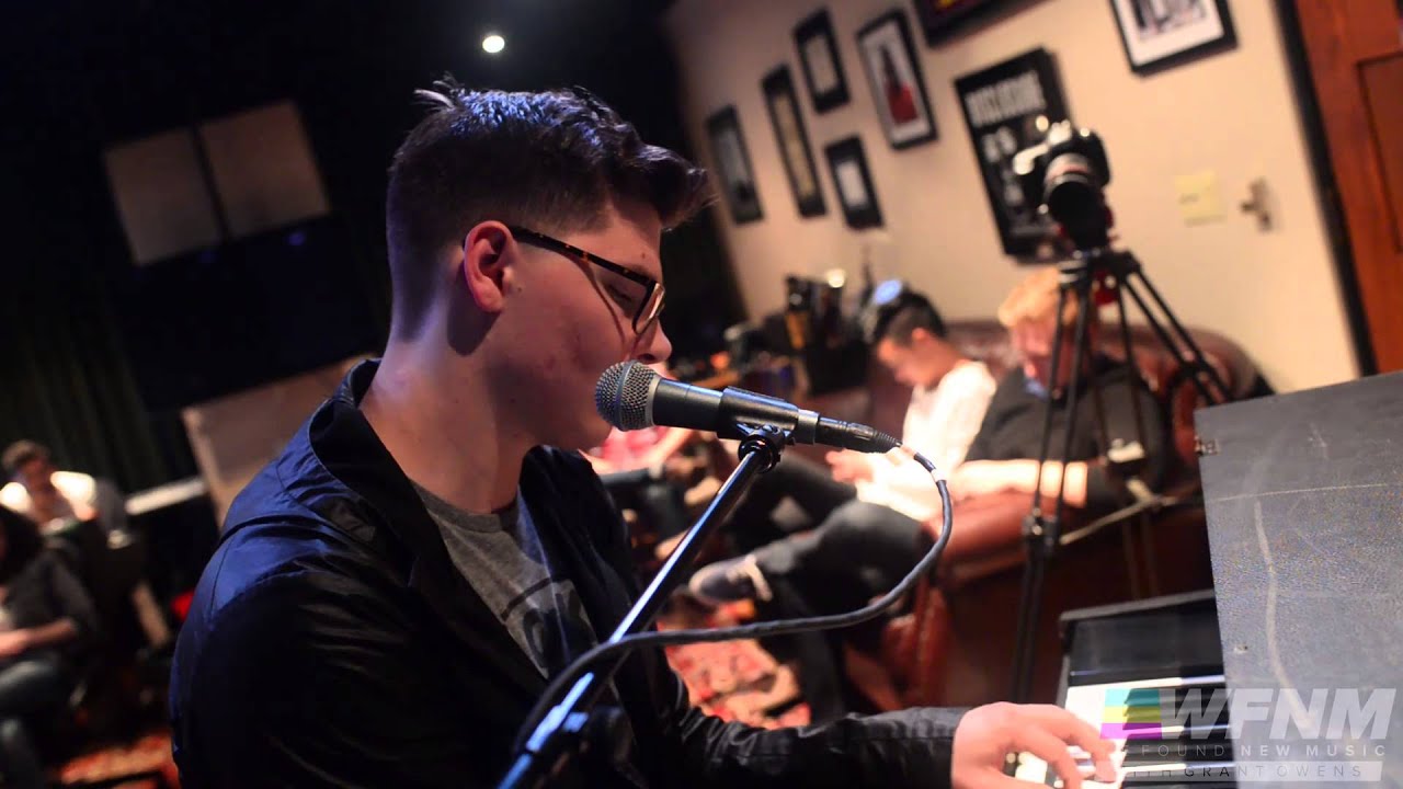 KEVIN GARRETT - Never Knock - WE FOUND NEW MUSIC with Grant Owens