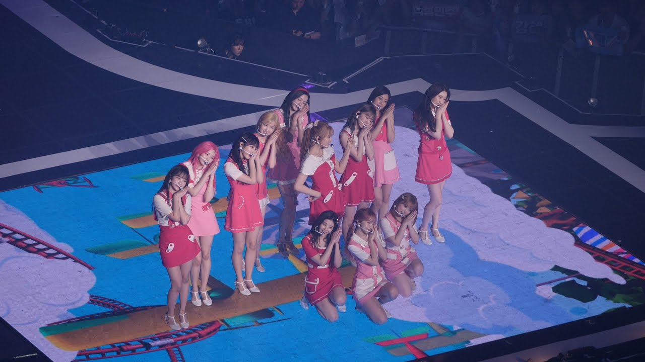 [4K] 190608 EYES ON ME in Seoul 아이즈원 Airplane 직캠 fancam