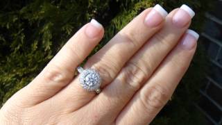 M4H09917 Authentic Neil Lane Ring