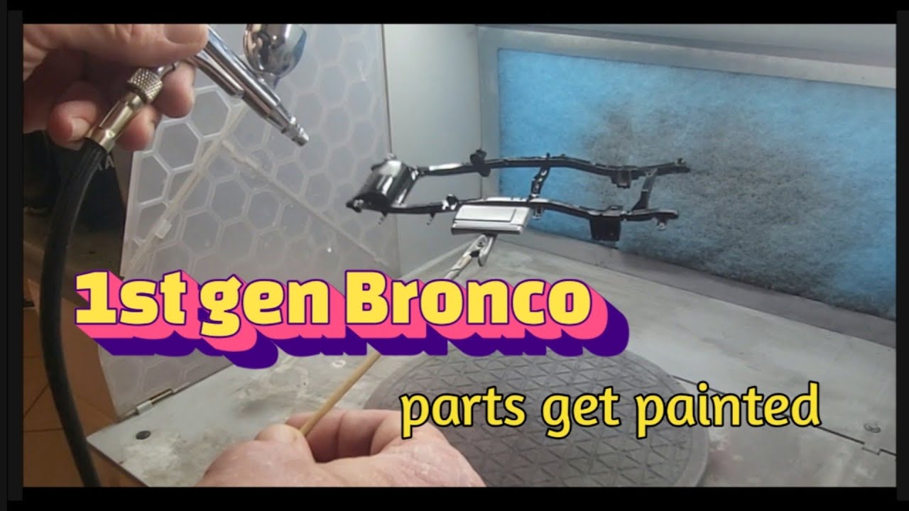 Бронко первого поколения в грунте. Покраска деталей и чистка аэрографа.
