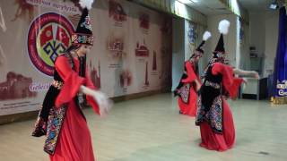 Manas'ın Kızları Dans Topluluğu Alarça Dansı  Ала Арча бийи