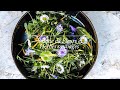 Ref:3EIn6_ZKPC0 Salade sauvage aux fleurs et herbes comestibles