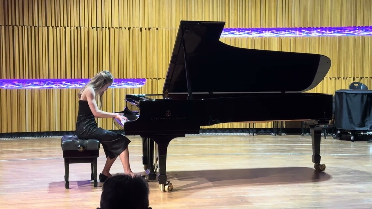 Sophia Denny.   Chopin etude in C minor