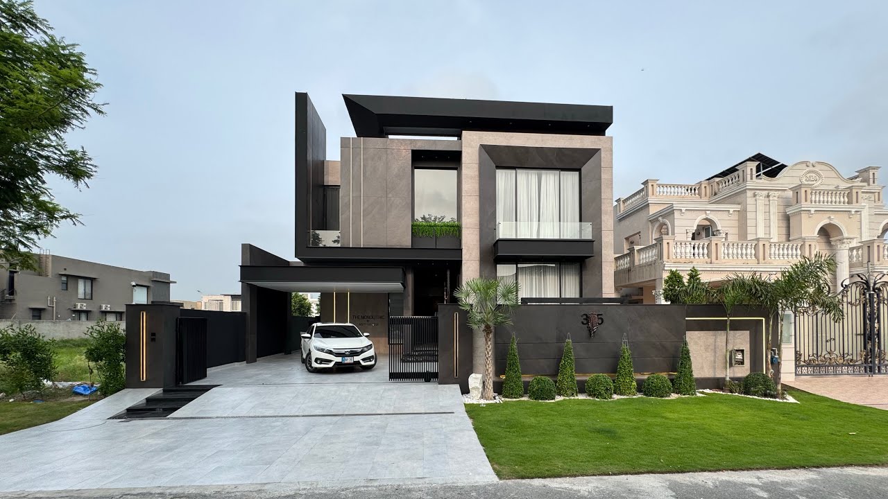 1 KANAL FULLY furnished HOUSE FOR SALE IN DHA PHASE 7