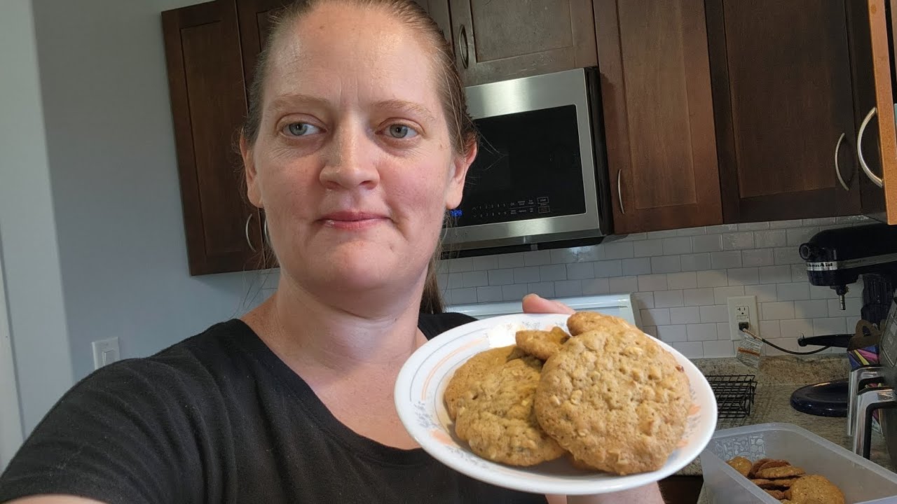 Oatmeal cookies. - YouTube