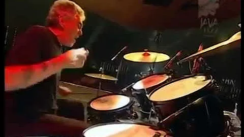 That's why Steve Gadd is the number one drummer in the world.