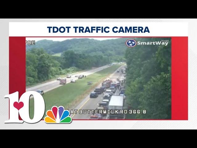I-40 closed near the I-75 split in Loudon County after rollover