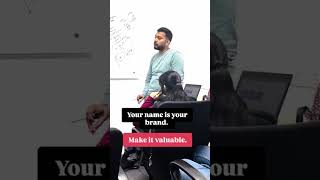 Want to build a personal brand that gets you noticed? Start here 👇