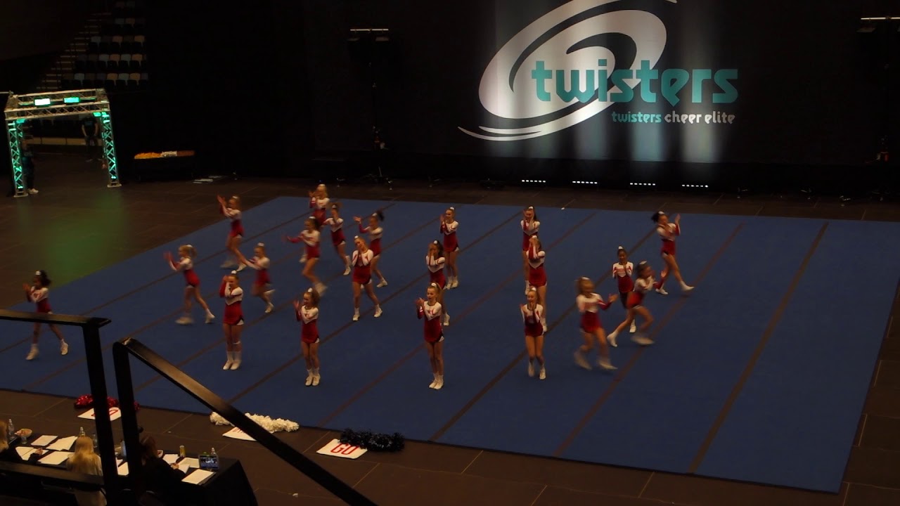 Twist Cheer Comp