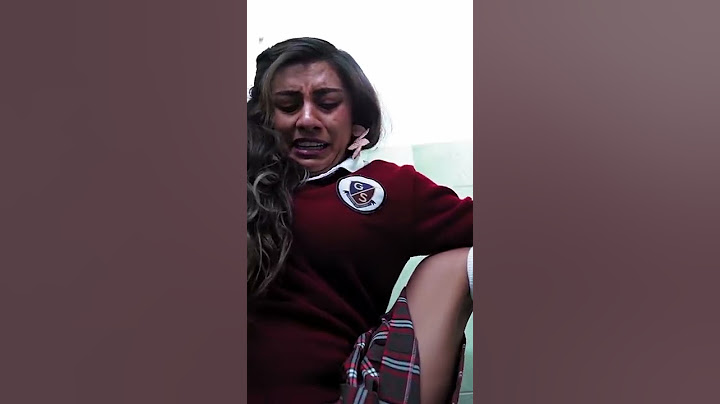 Baños de chicas vs baños de chicos #enchufetv