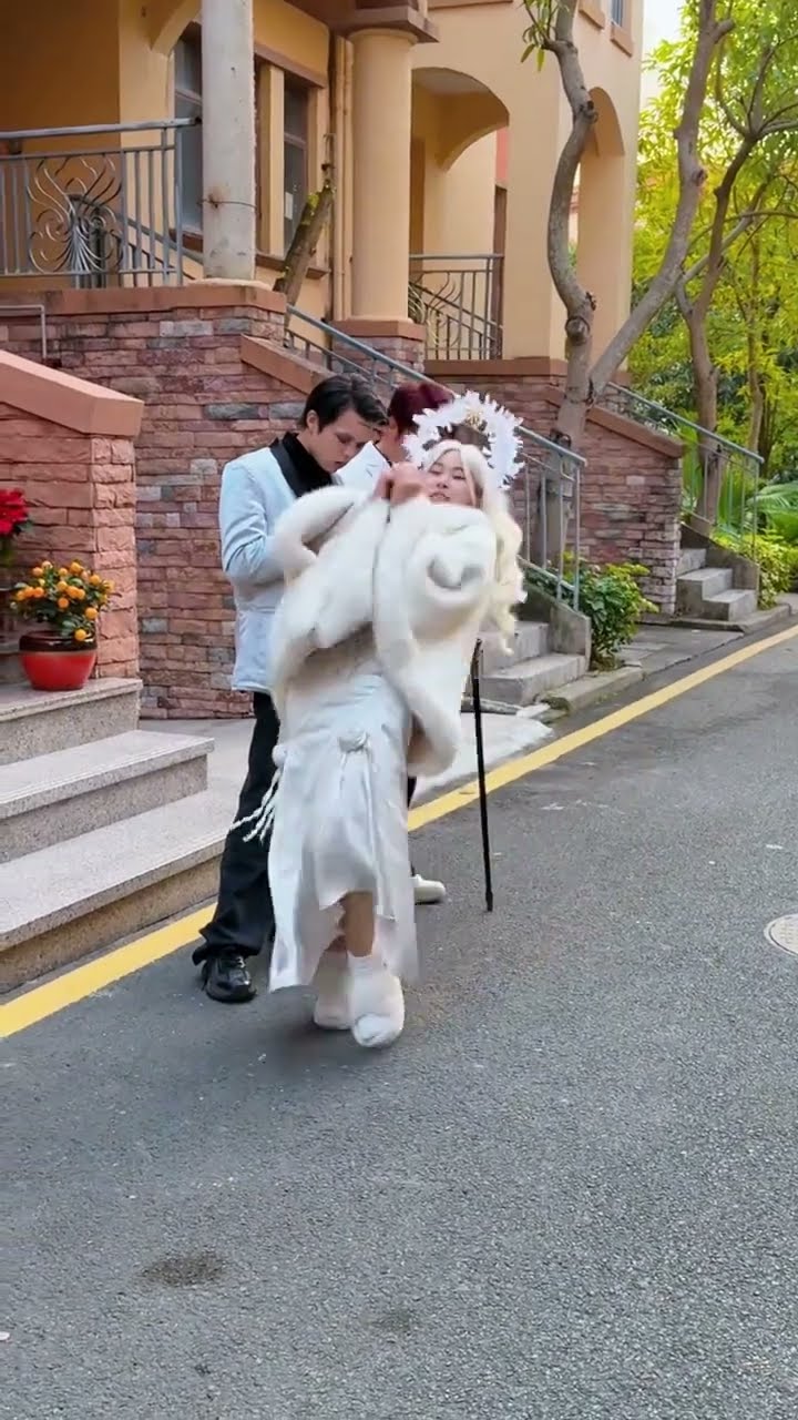 Oh my god! The angel is so charming that the clown is bewitched! #clown #angel