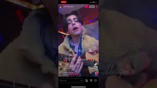 Aidan Gallagher Y Love You En Vivo