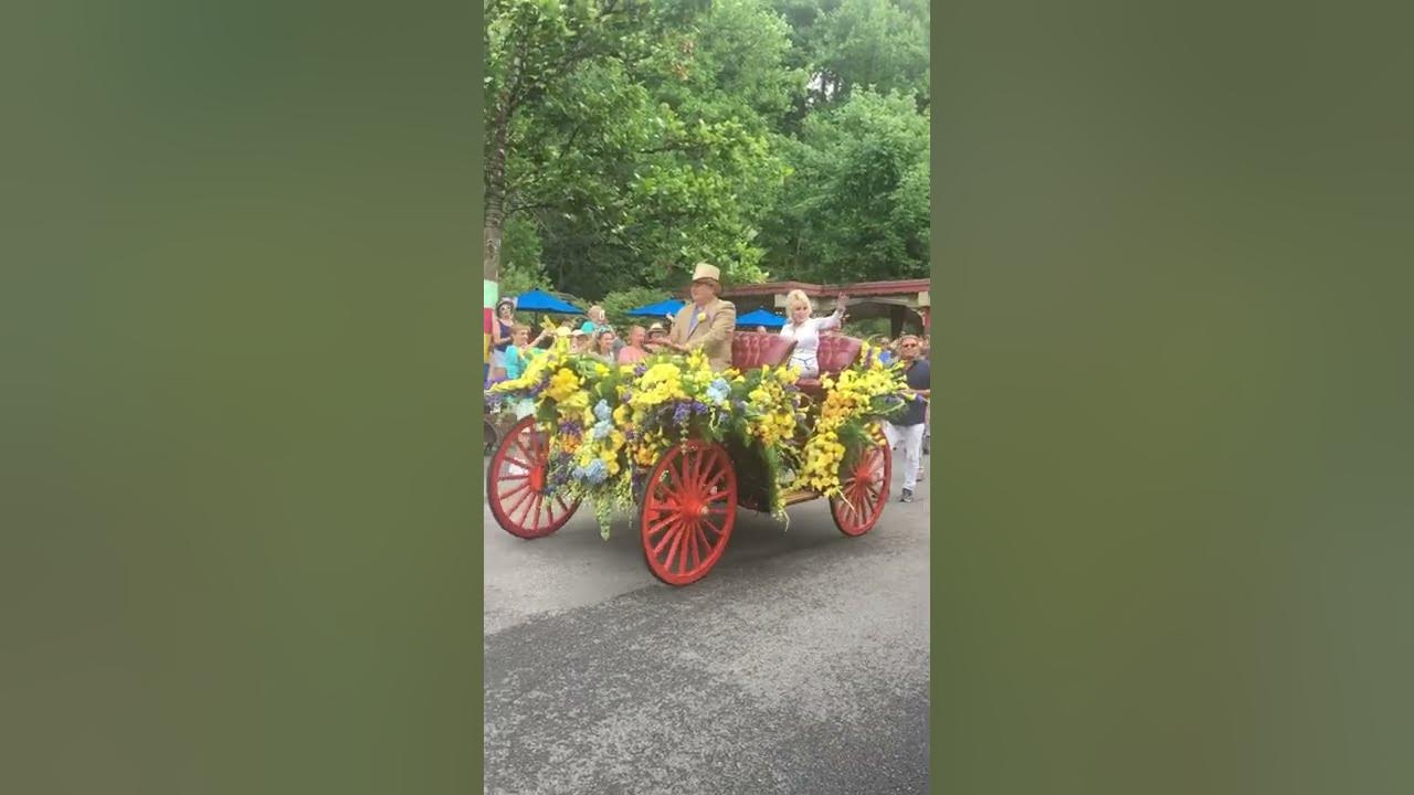 Dolly Parade Dollywood YouTube