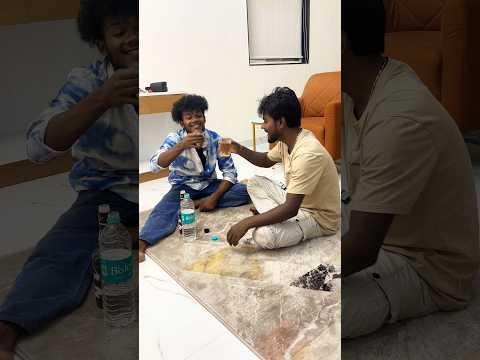 बचा गये भाई🤣🤣#funny #comedy #short #shortfeed #realfoolsteam #surajroxcomedy #vikram #ajeet