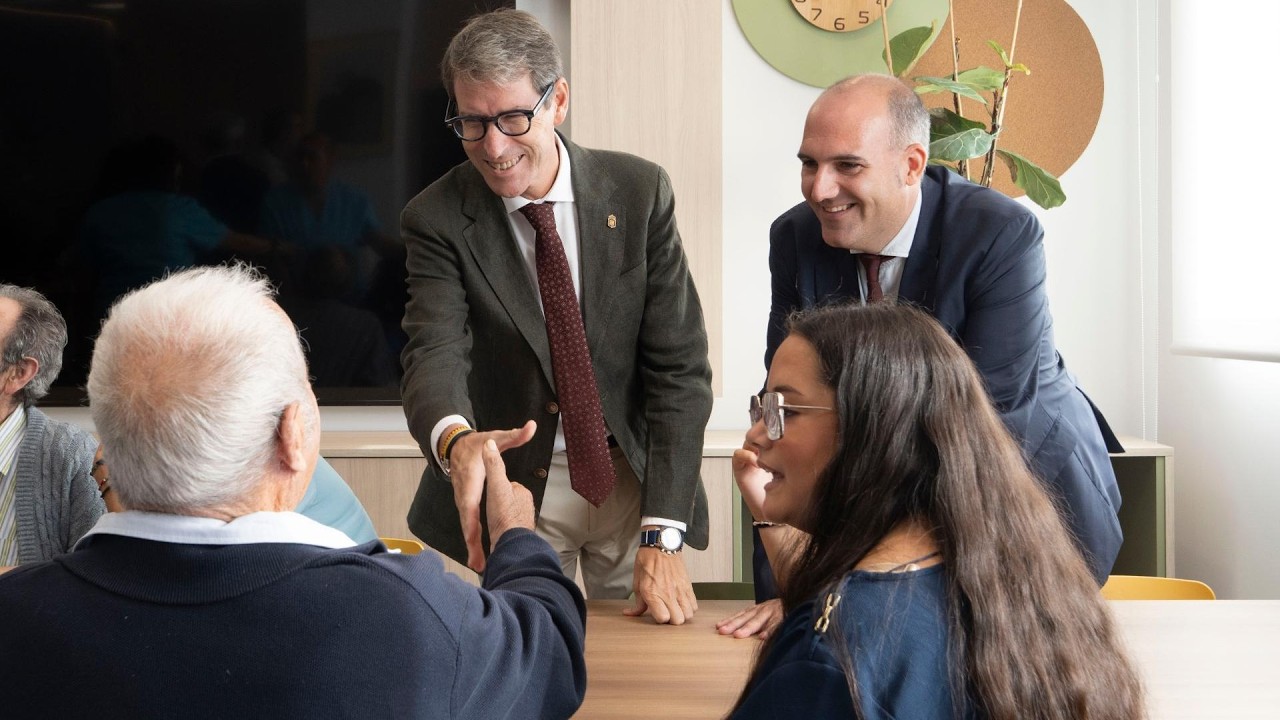 Capellán inaugura el nuevo Centro de Día de Cervera del Río Alhama, con 20 plazas públicas