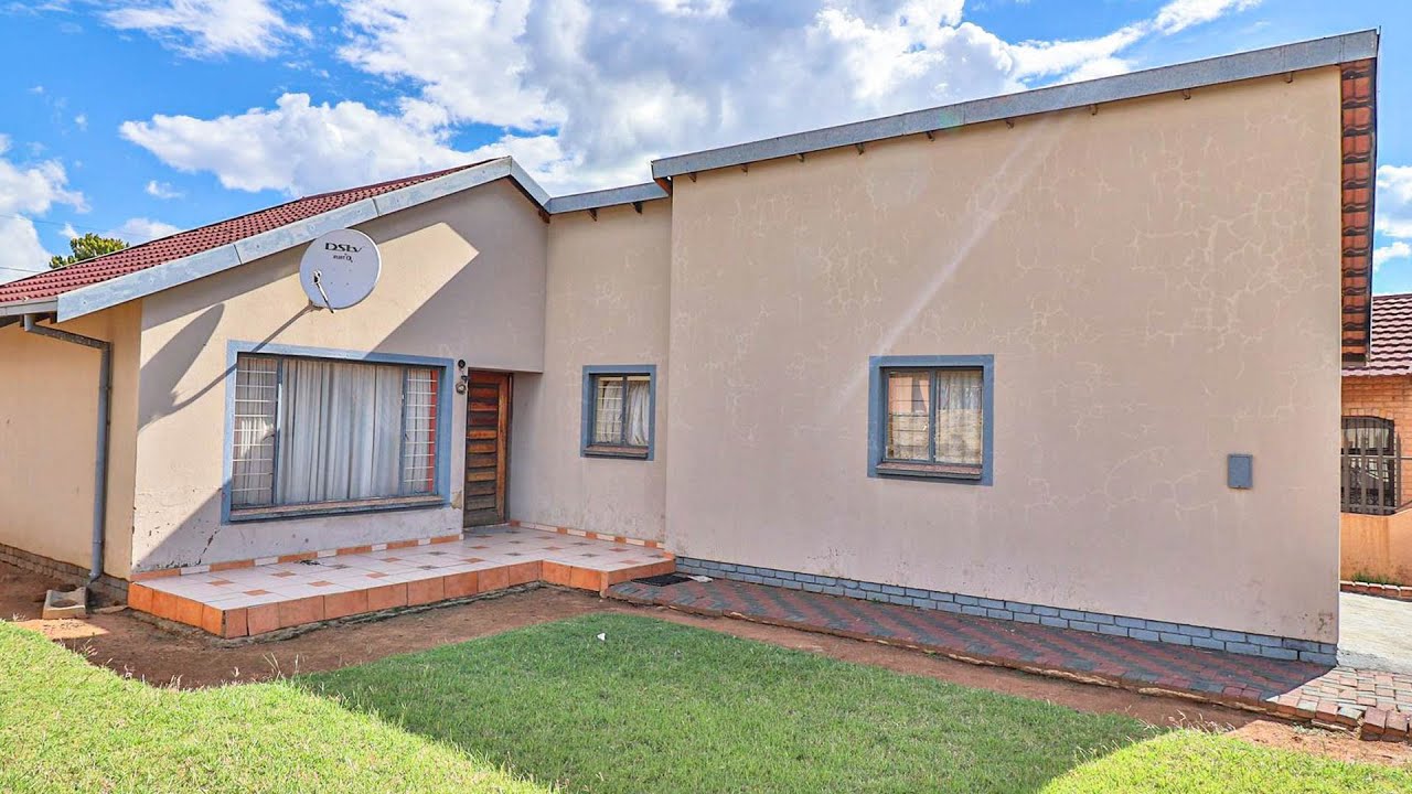 3 Bedroom House For Sale & To Let Jouberton YouTube