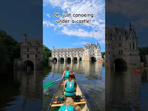 Canoe under a castle: Château de Chenonceau, Loire Valley #France #chateaux #loirevalley