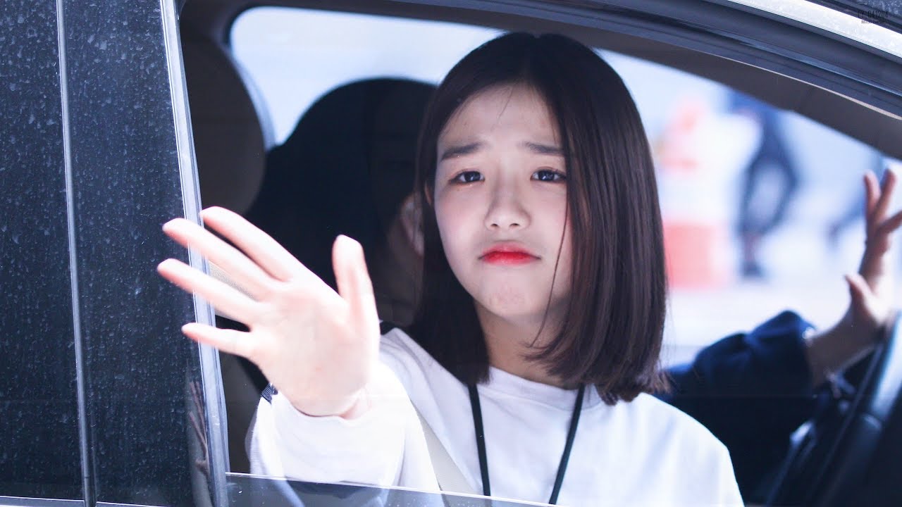190410 버스터즈(Busters) 채연(ChaeYeon) @ 인천공항 입국 직캠(Fancam) by 04년12월04일