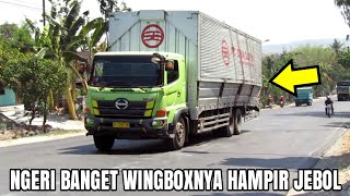 Truk Truk Muatan Berat Ditanjakan Jalur Pantura Tuban, Wingbox Truk Siba Surya Hampir Jebol