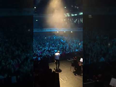 Garry Greig uk gig with full orchestra 5