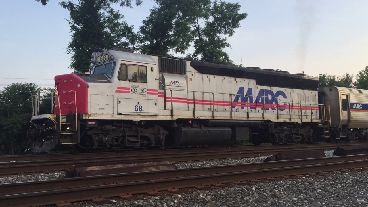 MARC P858 With GP40WH-2 68 Departs From St. Denis