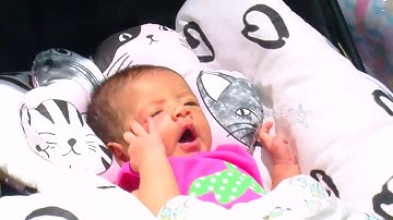 Fairuz dan Sony Ajak Bayi Belanja Keperluan Lebaran