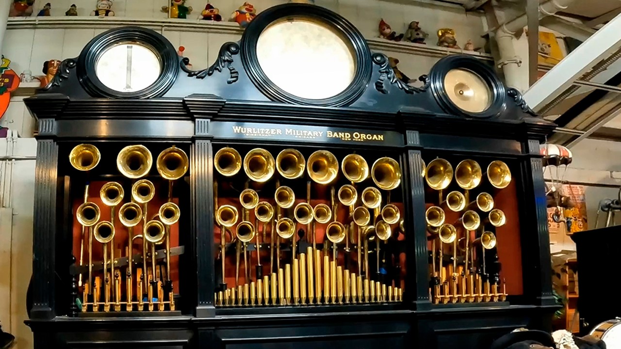 Wurlitzer Military 160 Mammoth Band Organ at American Treasure