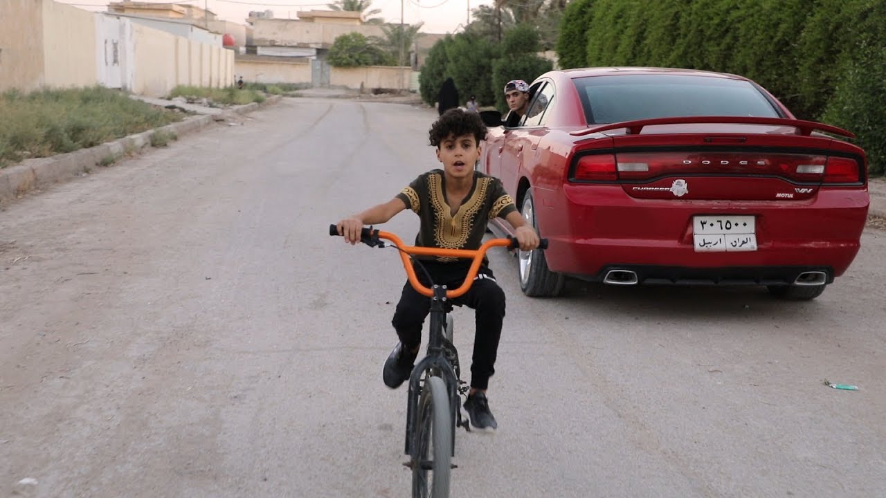 تحشيش ذبيت زباله بالشارع حيدوري وطوطلي ابن الطوط اخ الطوط  انور المحبوب