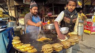 Hard - Working man selling Lahore Famous Anda Tikki | Pakistani Street Food Lahore | Street food