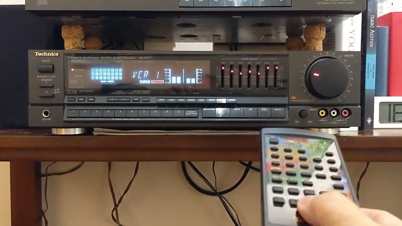 Technics SA R277 + SL P100 Demo - YouTube