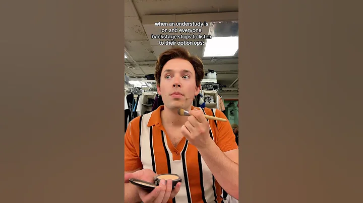 everyone backstage when an understudy goes on 👂 #actor #backstage #broadway #hamilton #musical