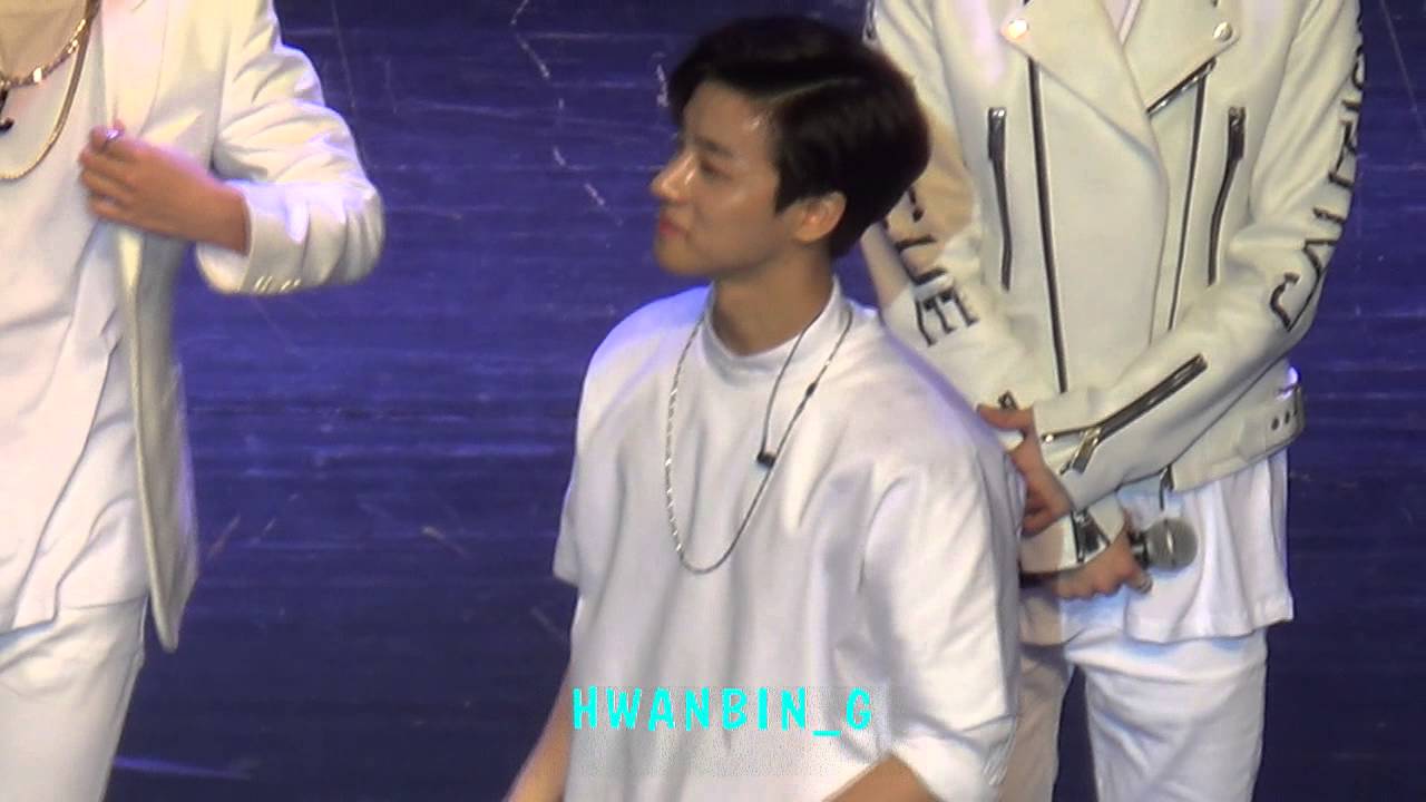 Q&A 진환 (진환이가 생각하는 iKON 멤버 중 가장 잘생긴 사람은?)