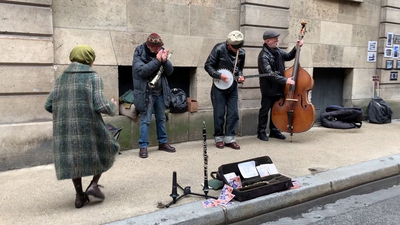 Spectacles De Rue Spectacle de rue__Paris - YouTube