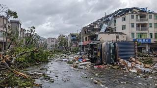 Monster Typhoon Dolphin destroys China city! Powerful winds blow away everything in Zhejiang