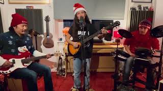 Isaac et Nora - Merry Christmas (The Ramones)