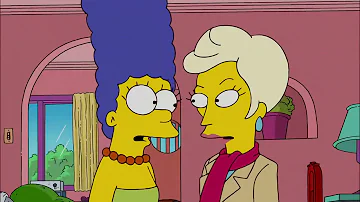 The Simpsons - Marge and Lindsey Kiss - Lesbian Kissing