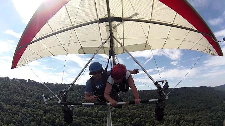 Linda Ervin's Hang Gliding Tandem at Lookout Mount...