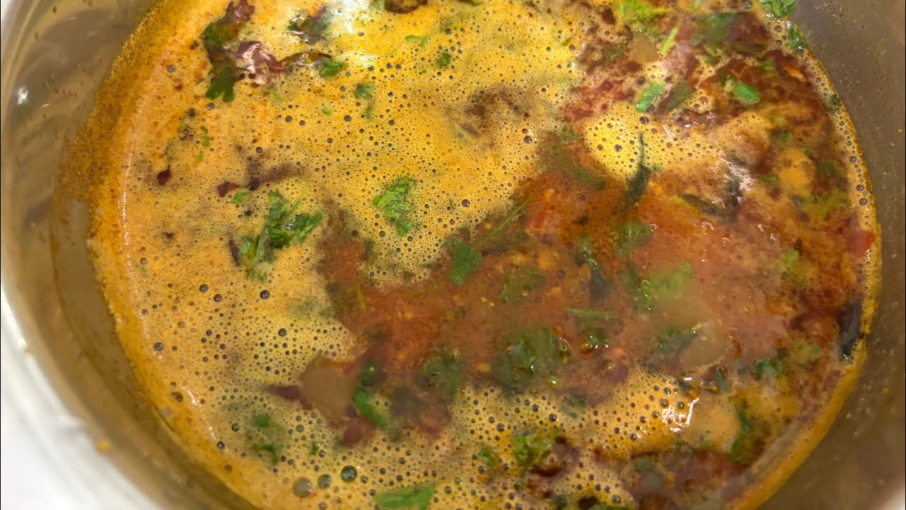 महाराष्ट्र की स्पेशल आमटी करी रेसिपी | Traditional Maharashtrian Aamti | Aamti Recipe